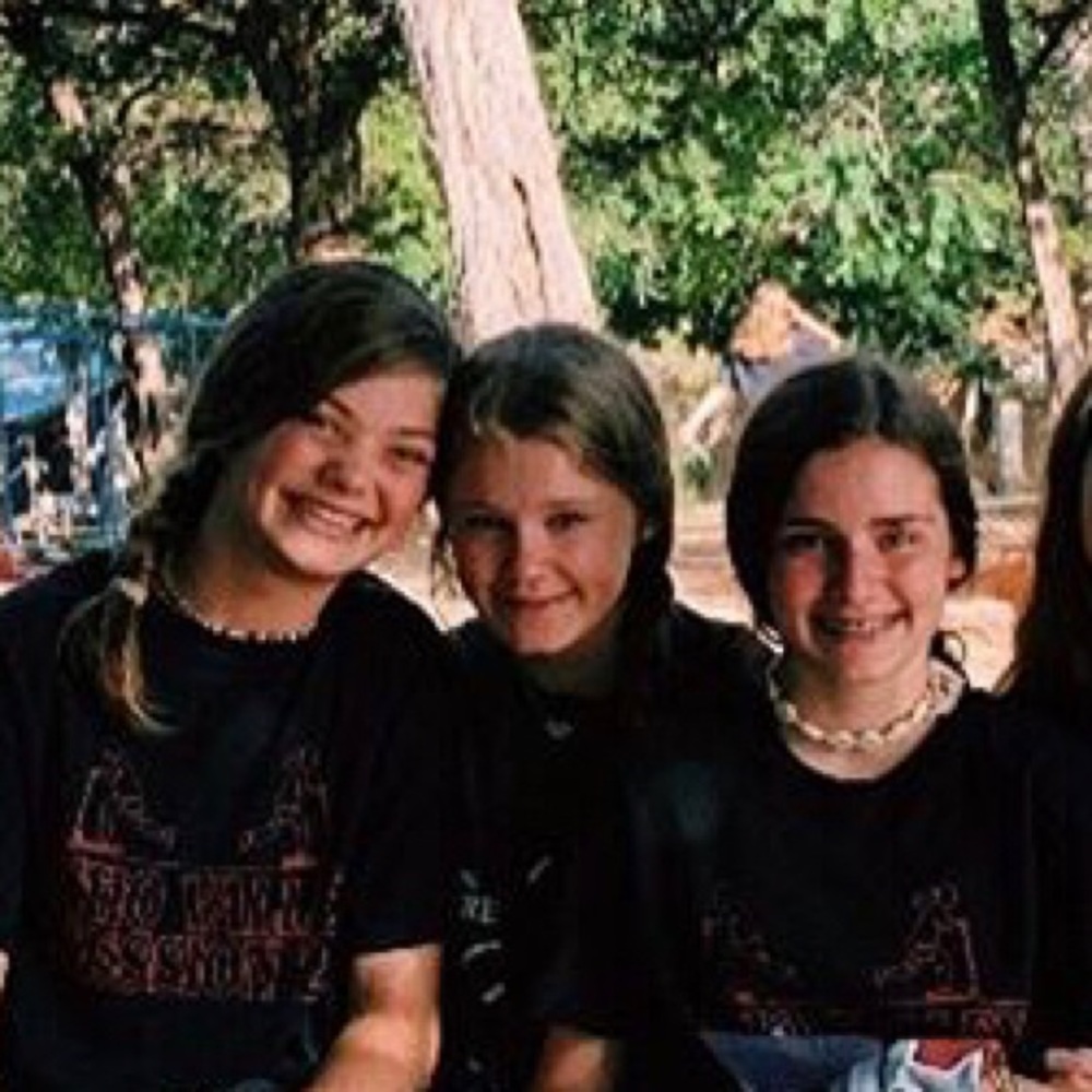 Meet your Posher, Olivia